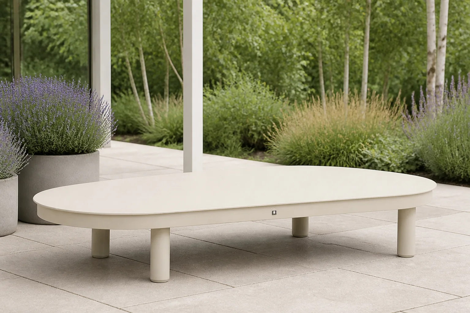 Sfeerfoto van Santika Furniture Nanda loungetafel organisch – Taupe-naturel-bruin