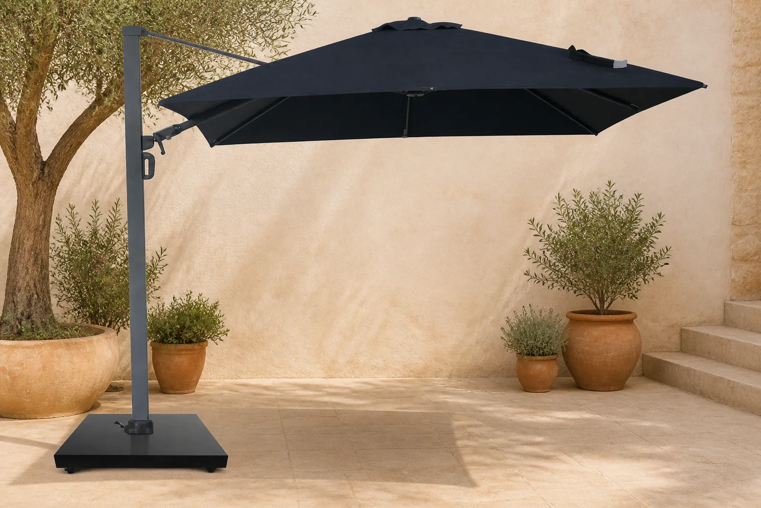 Sfeerfoto van Camello Luna zweefparasol 3x3m S2 Excellent (excl. voet) – Grijs-antraciet