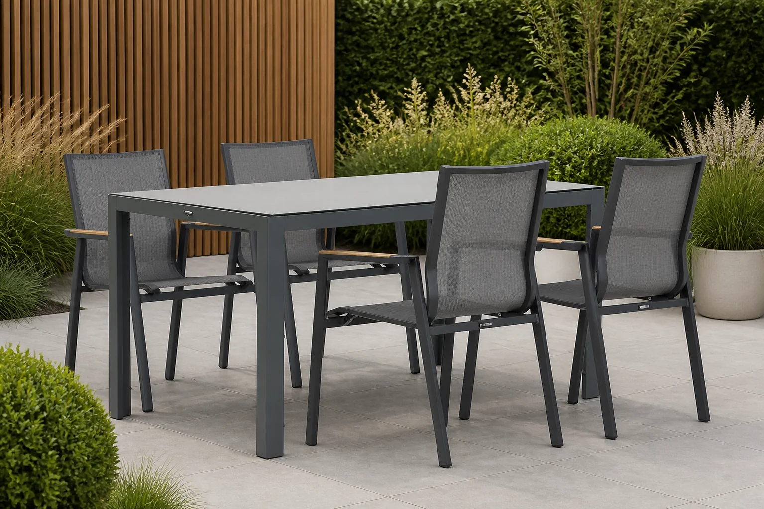 Sfeerfoto van Lifestyle Garden Furniture Fiora/Venustas 150 cm dining tuinset 5-delig – Grijs-antraciet