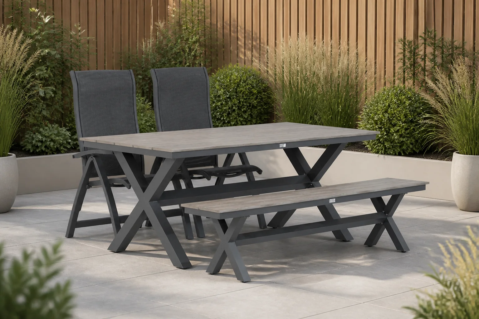 Sfeerfoto van Presto Tarenta/Forest 180 cm dining tuinset 4-delig – Grijs-antraciet