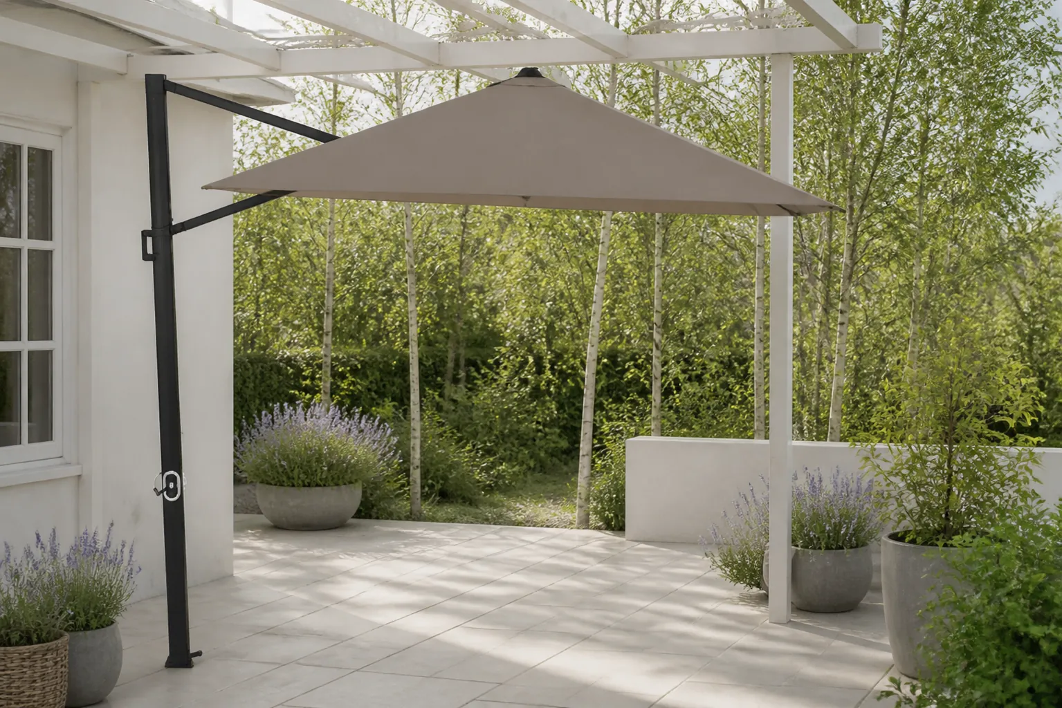 Sfeerfoto van Camello Luna zweefparasol 3.5m S2 Excellent (excl. voet) – Taupe-naturel-bruin