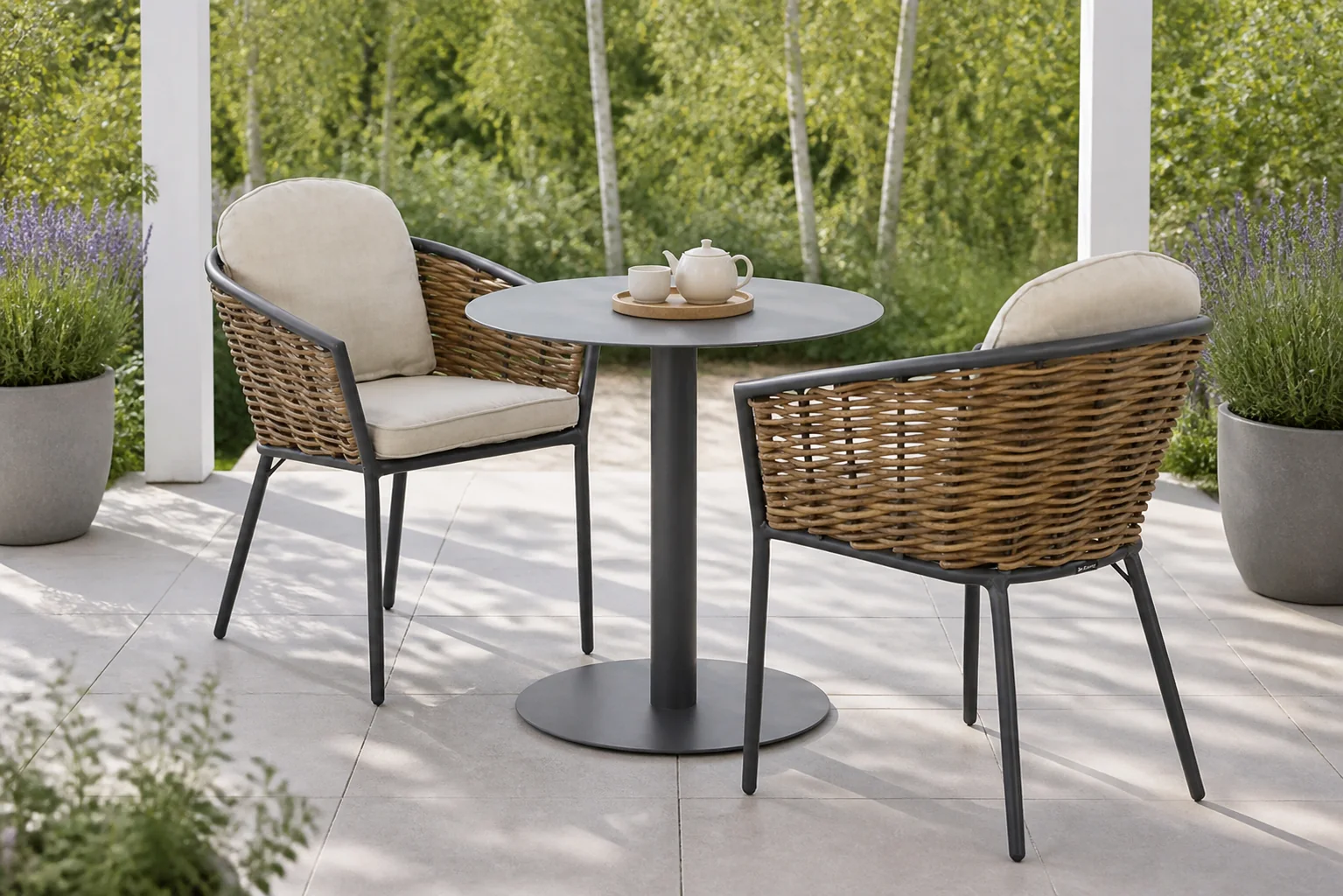 Sfeerfoto van Lifestyle Garden Furniture Nice/Como 70 cm bistroset 3-delig – Grijs-antraciet