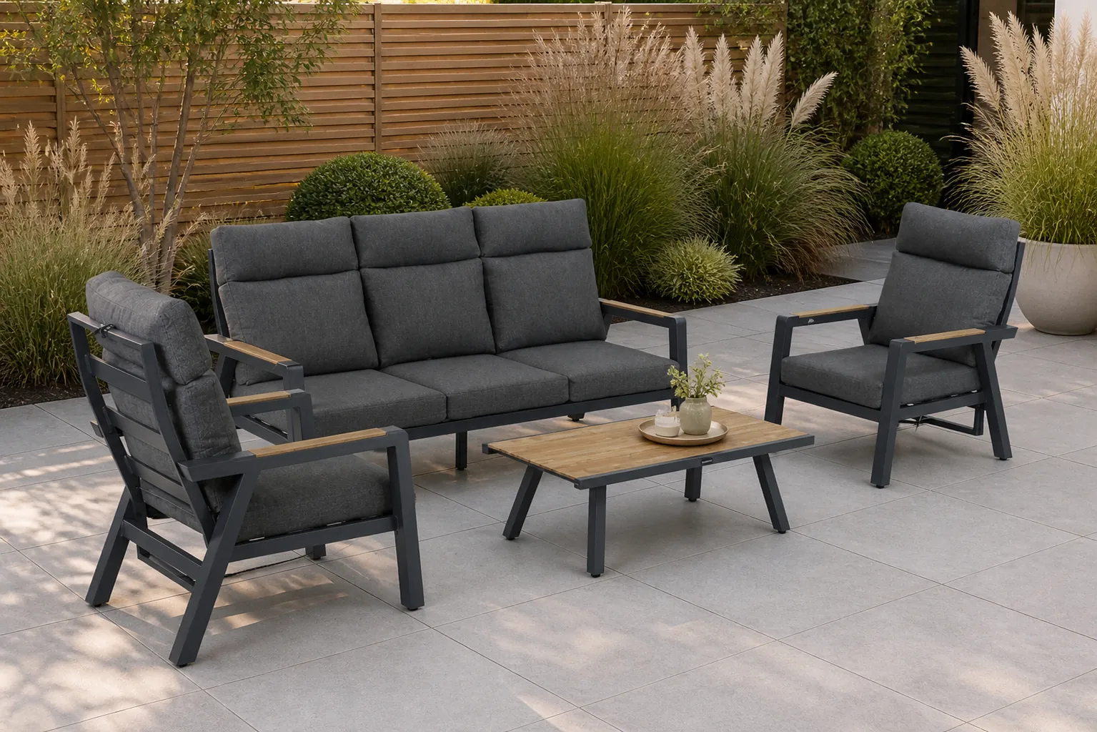 Sfeerfoto van Lifestyle Garden Furniture Marseille stoel-bank loungeset 4-delig – Grijs-antraciet
