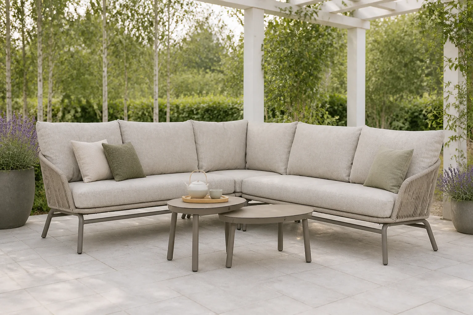Sfeerfoto van Coco Livo hoek loungeset 5-delig – Taupe-naturel-bruin