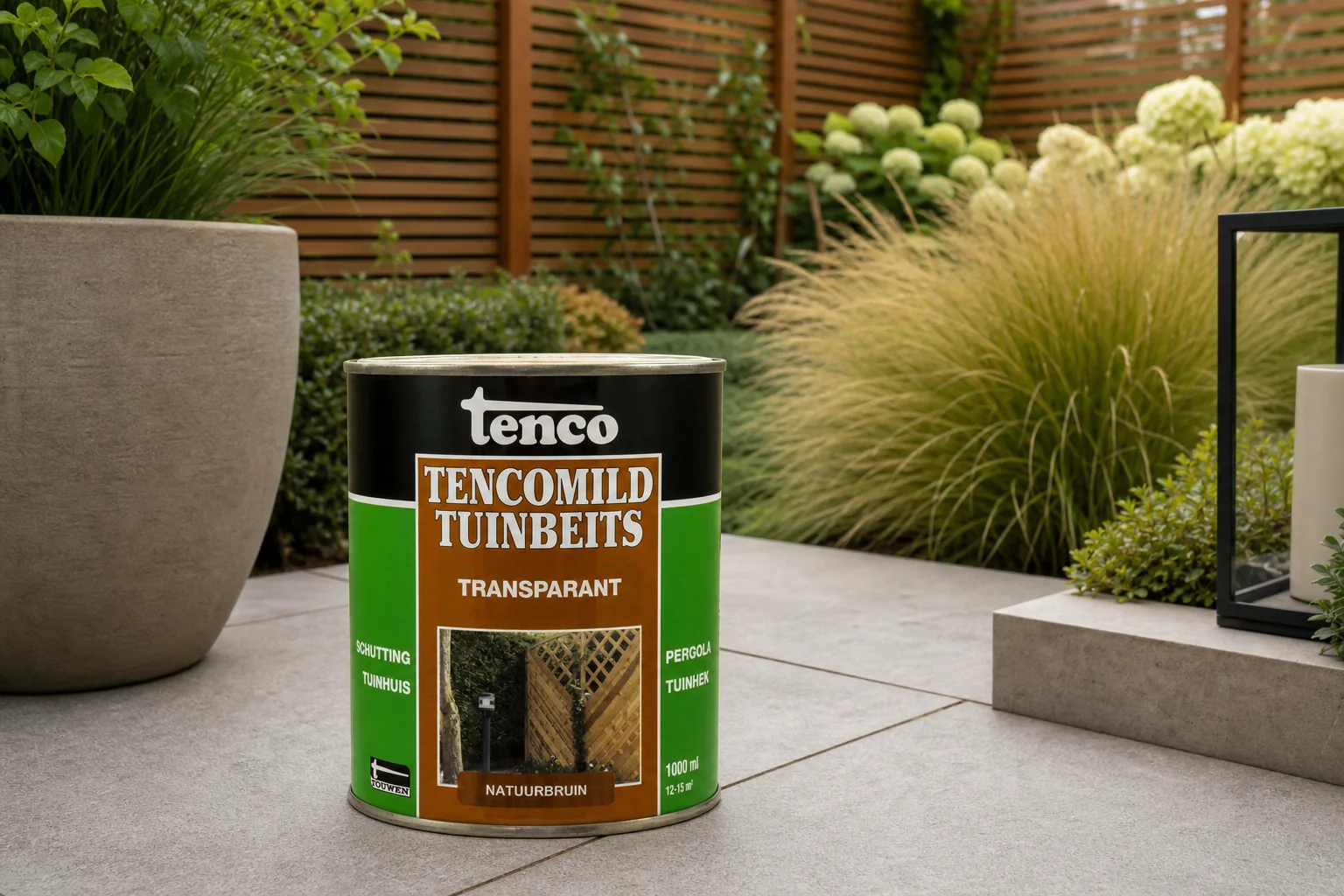 Sfeerfoto van Tenco Transparant natuurbruin 1l tencomild verf/beits – bruin