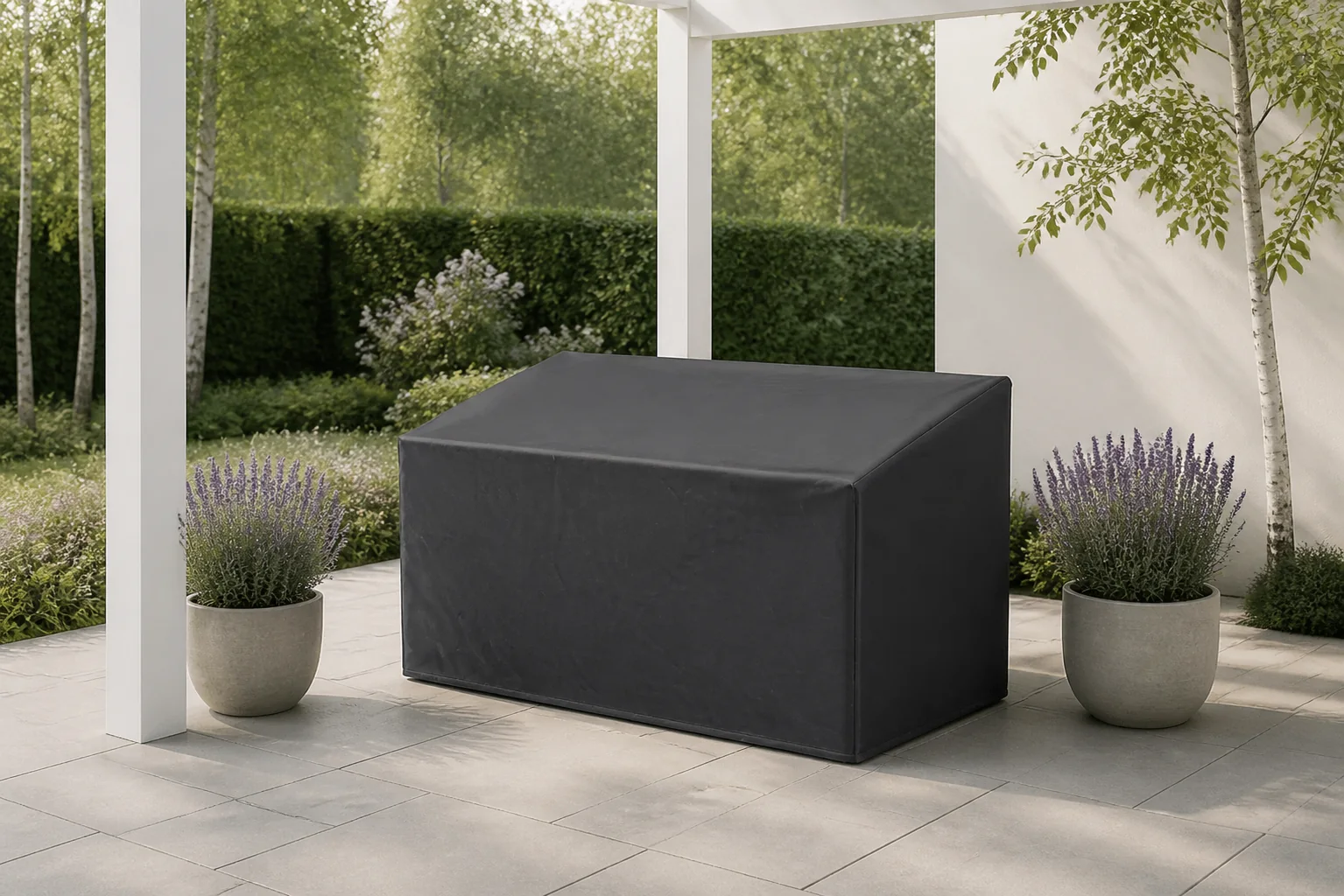 Sfeerfoto van Platinum AeroCover | Tuinbankhoes 130 x 75 x 65-85 cm