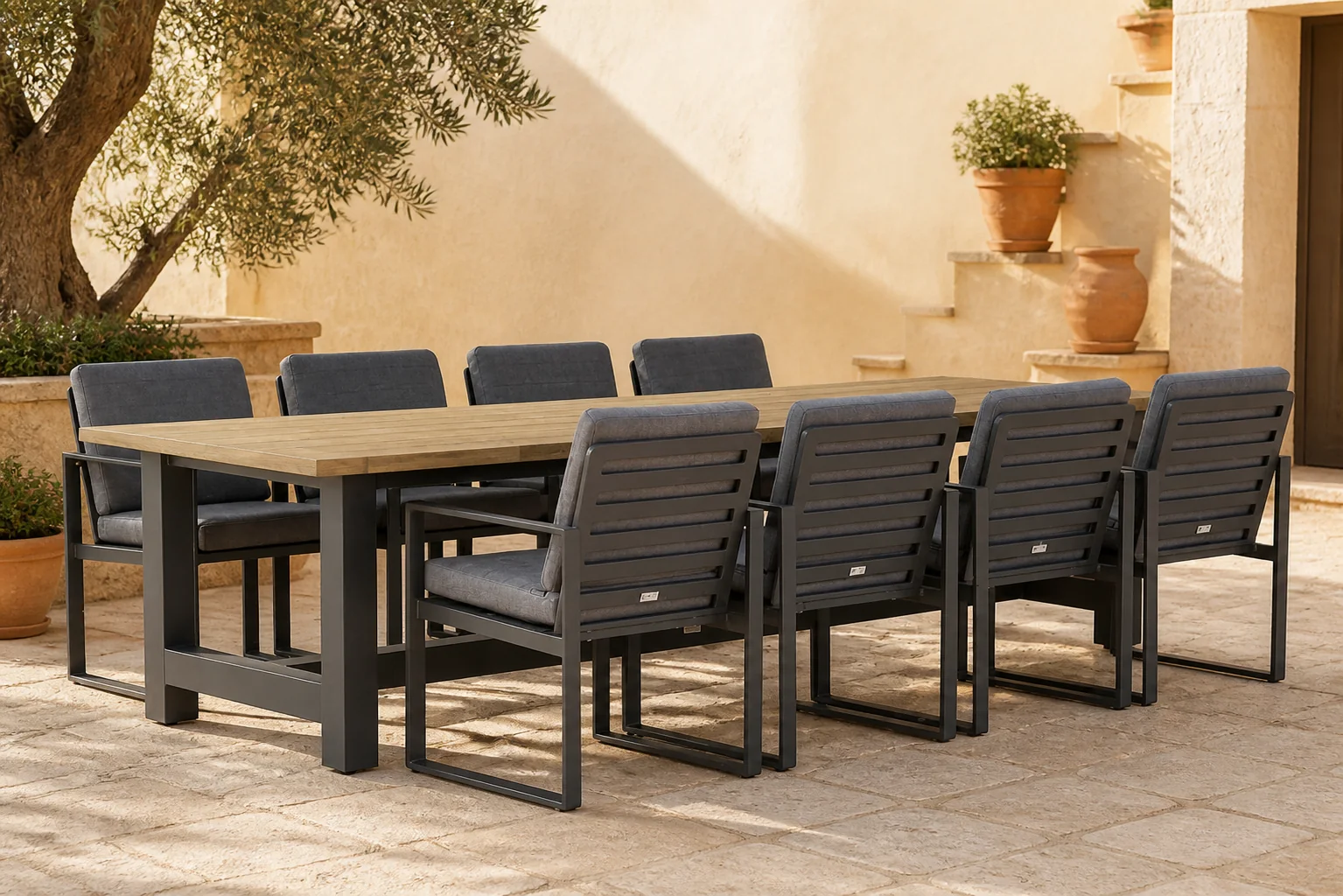 Sfeerfoto van Santika Furniture Zaga/San Francisco 300 cm dining tuinset 9-delig – Grijs-antraciet