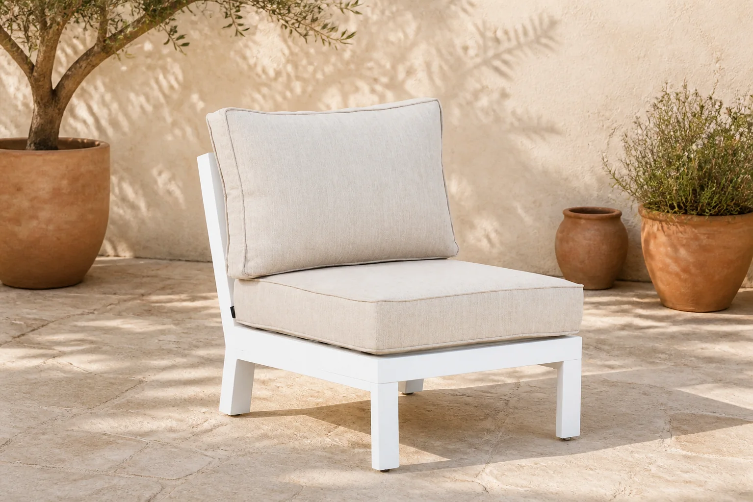 Sfeerfoto van Lifestyle Garden Furniture Bilbao midden module – Wit