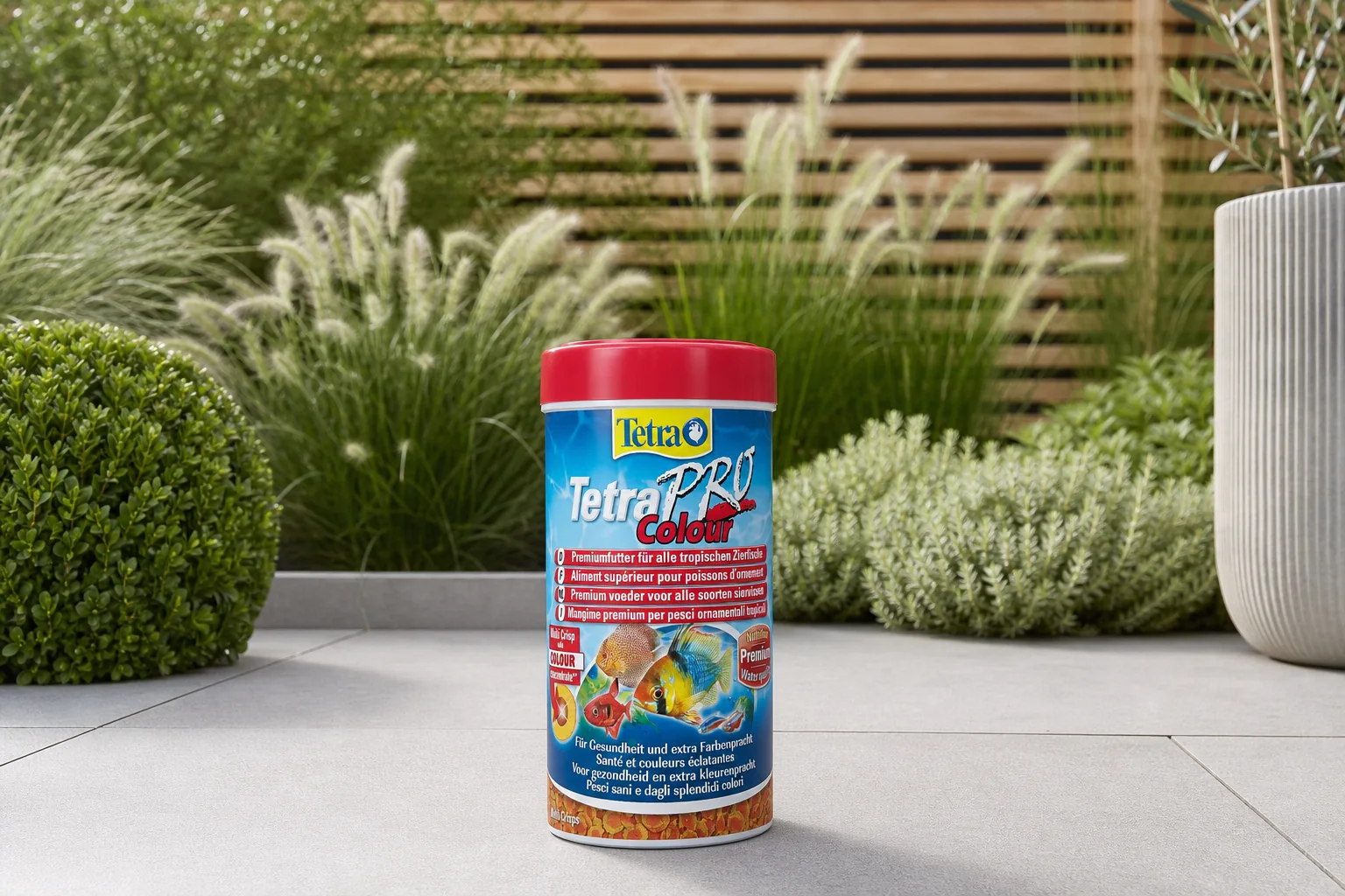 Sfeerfoto van Tetra Pro Colour 250 ml Vis Gebr. de Boon – Zie Foto
