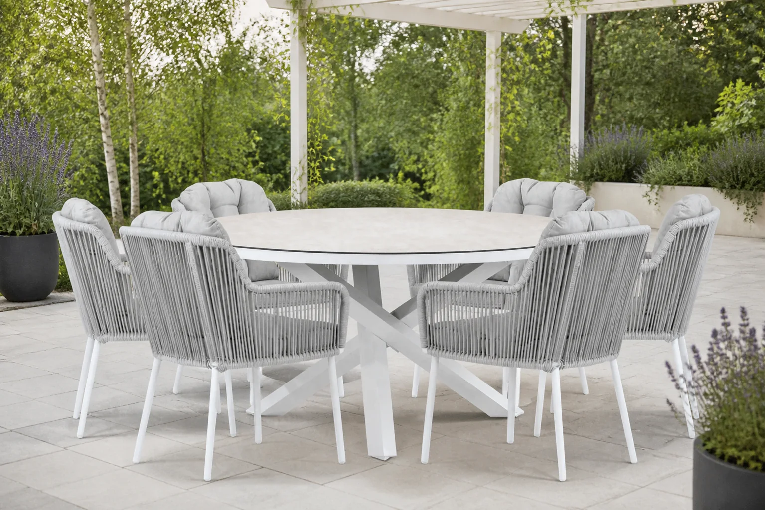 Sfeerfoto van Santika Furniture Tendenza/Livorno 150 cm dining tuinset 7-delig – Wit