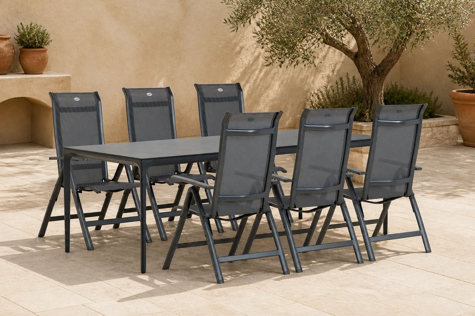 Sfeerfoto van Hartman Alice/Cesar 220 cm dining tuinset 7-delig – Grijs-antraciet