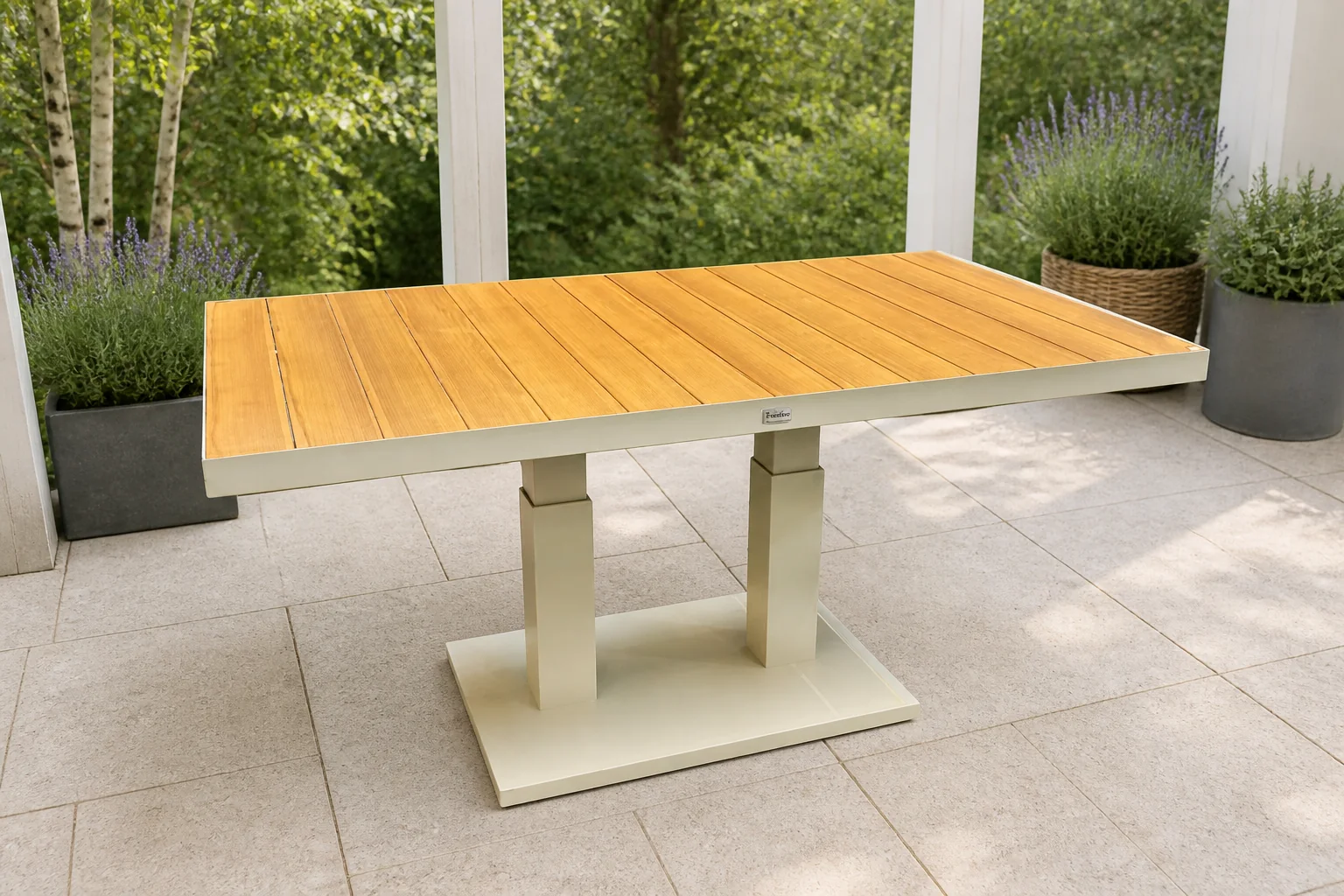 Sfeerfoto van Trestino Manilva Verstelbare Loungetafel Latte – beige;bruin