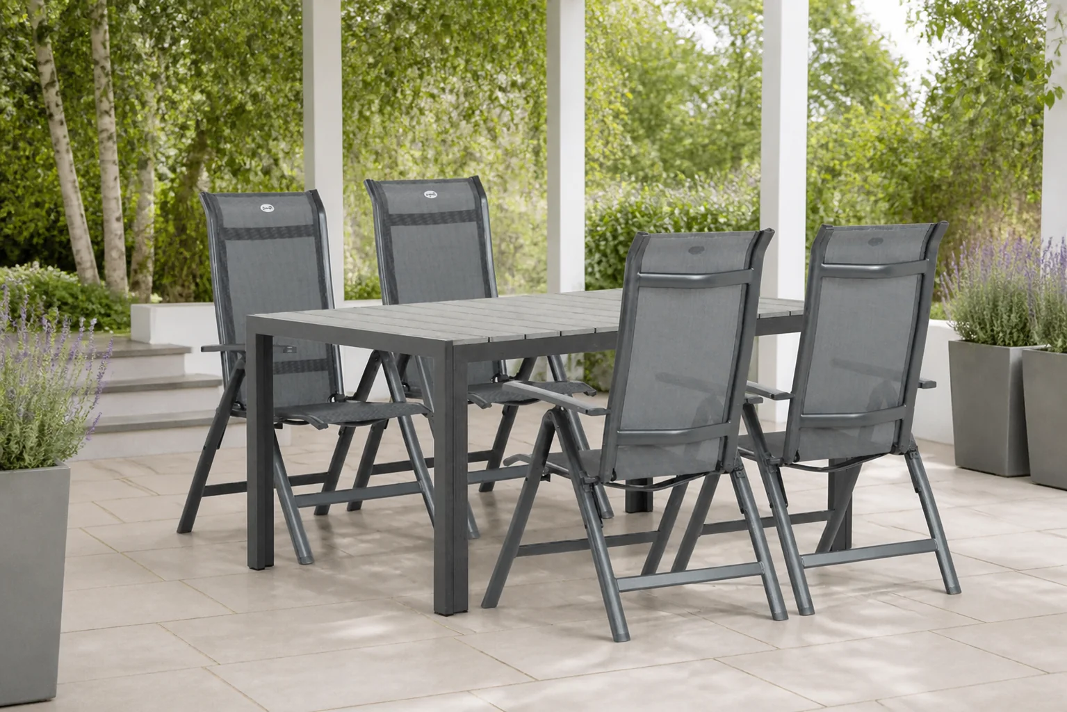 Sfeerfoto van Hartman Alice/Young 155 cm dining tuinset 5-delig – Grijs-antraciet