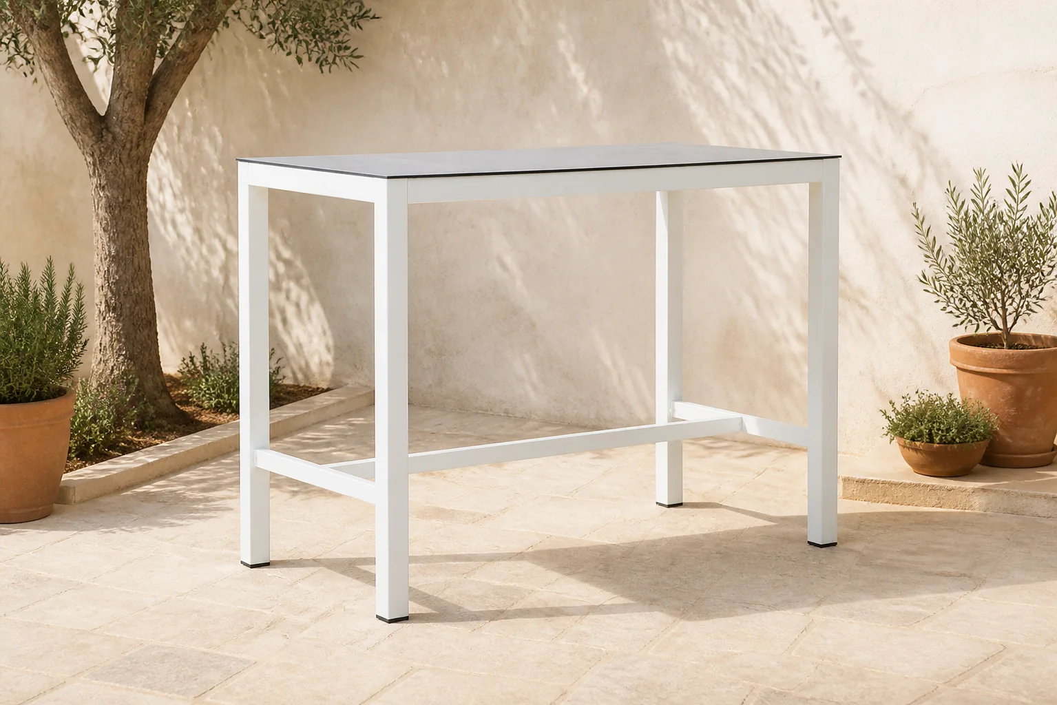 Sfeerfoto van Lifestyle Garden Furniture Brandon bartafel 150×80 cm wit