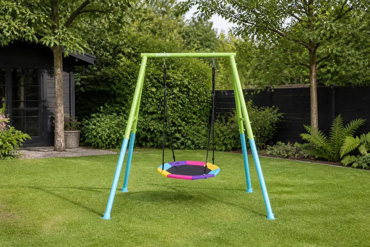 Sfeerfoto van Intex Schommel one feature saucer swing set