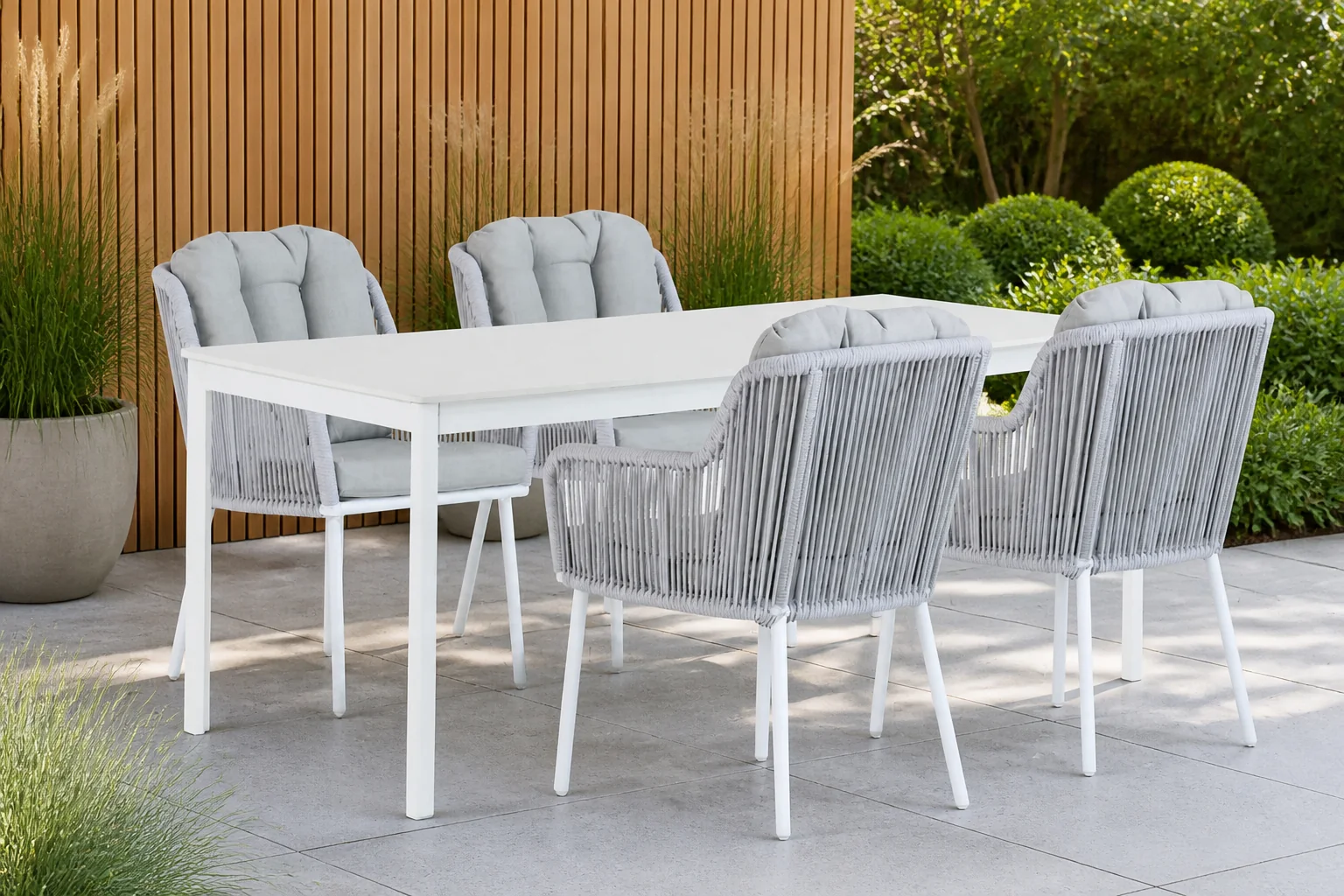 Sfeerfoto van Santika Furniture Tendenza/Como 180 cm dining tuinset 5-delig – Wit