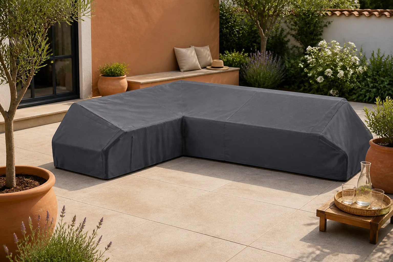 Sfeerfoto van Platinum AeroCover | Loungesethoes 325 x 255 x 90 x 30-45-70(h) | L-Platform Links