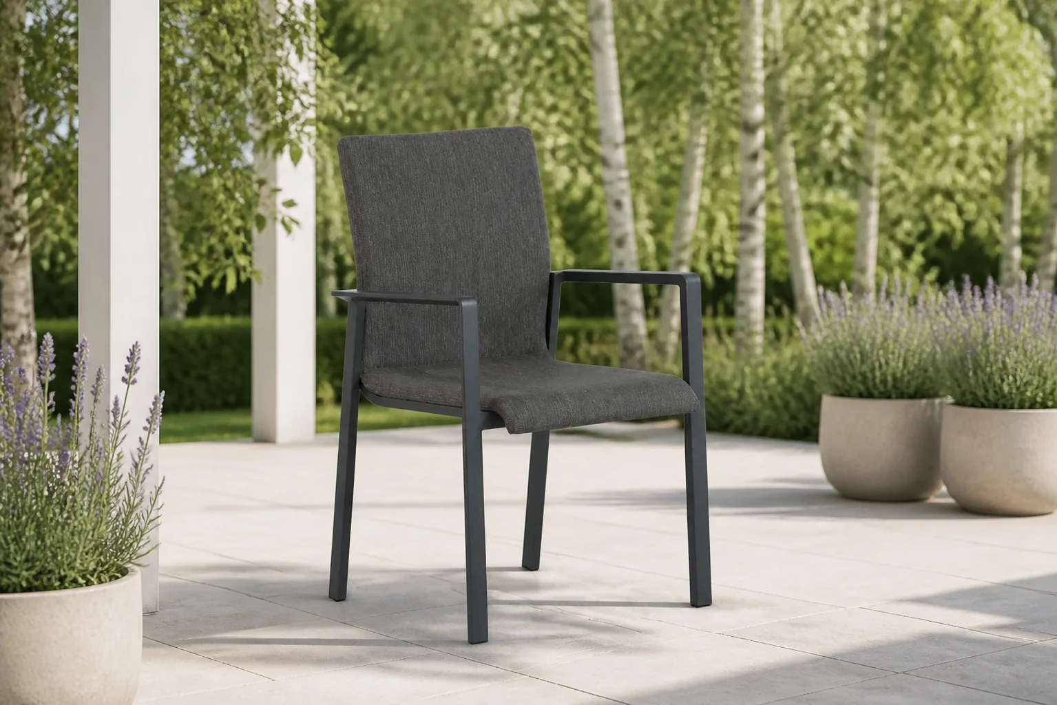 Sfeerfoto van Lifestyle Garden Furniture Rome dining tuinstoel – Grijs-antraciet