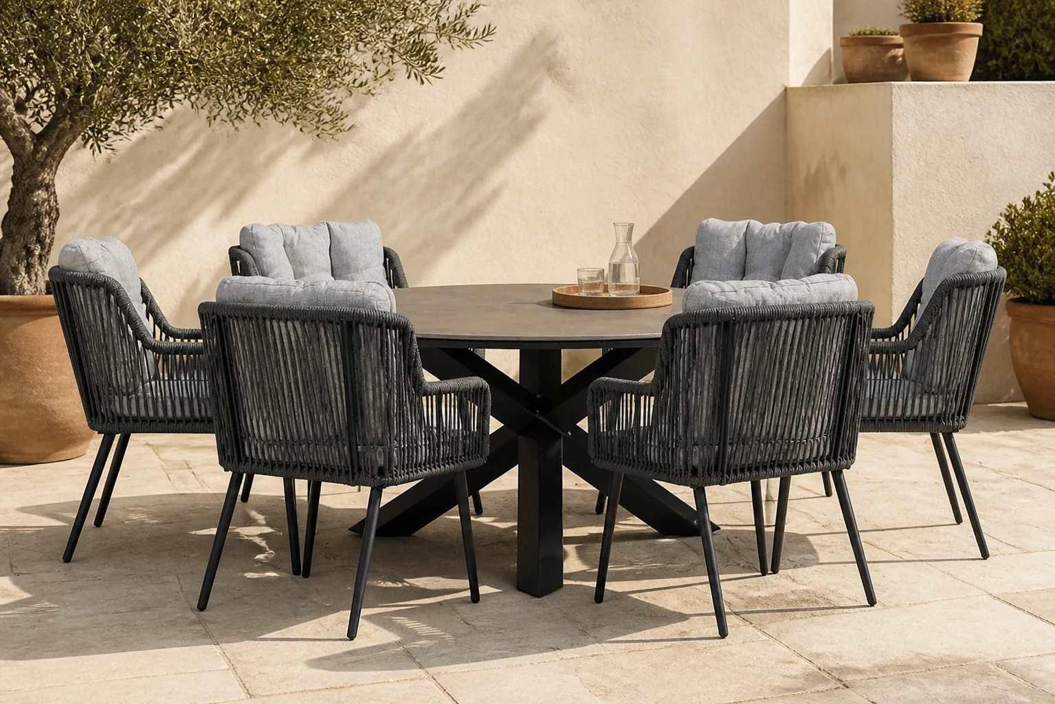 Sfeerfoto van Lifestyle Garden Furniture Tivoli/Xento 150 cm dining tuinset 7-delig – Grijs-antraciet