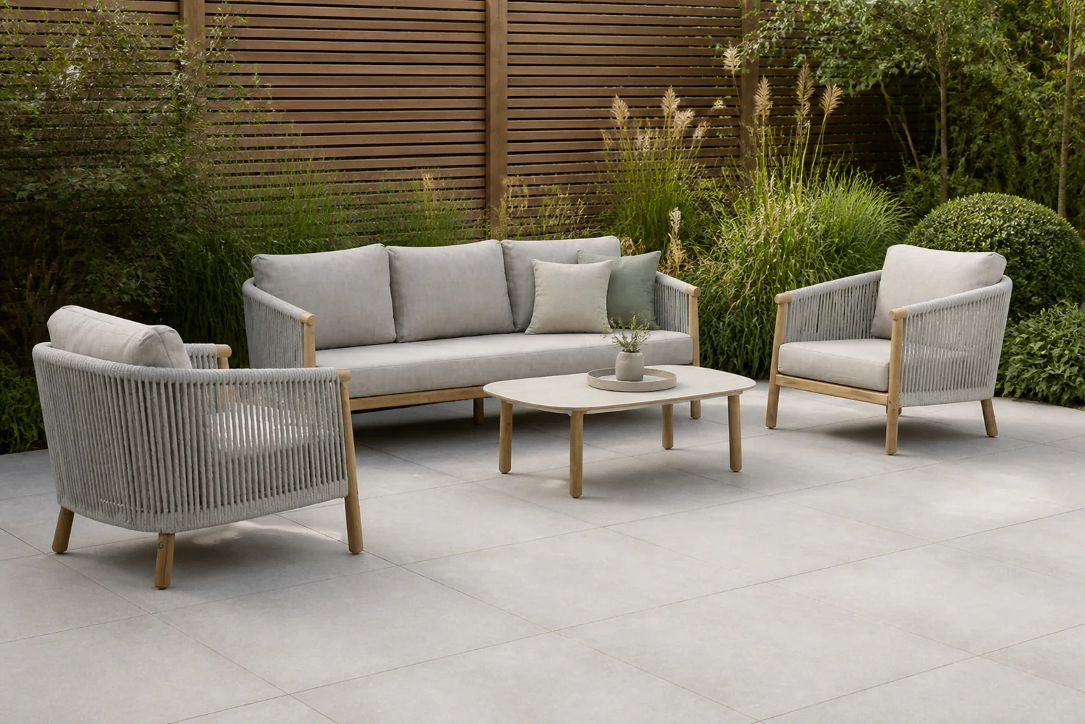 Sfeerfoto van Lifestyle Garden Furniture Bloom stoel-bank loungeset 4-delig – Grijs-antraciet