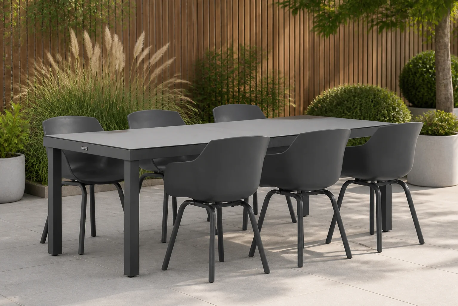 Sfeerfoto van Lifestyle Garden Furniture Salina/Porto 220 cm dining tuinset 7-delig – Grijs-antraciet