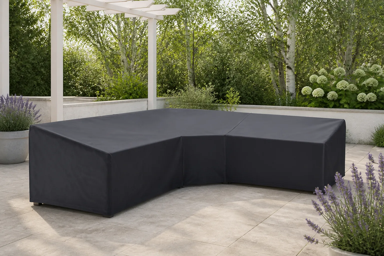 Sfeerfoto van Platinum AeroCover | Loungesethoes 255 x 255 x 90 x 65-90(h) cm | L-vorm Trapeze
