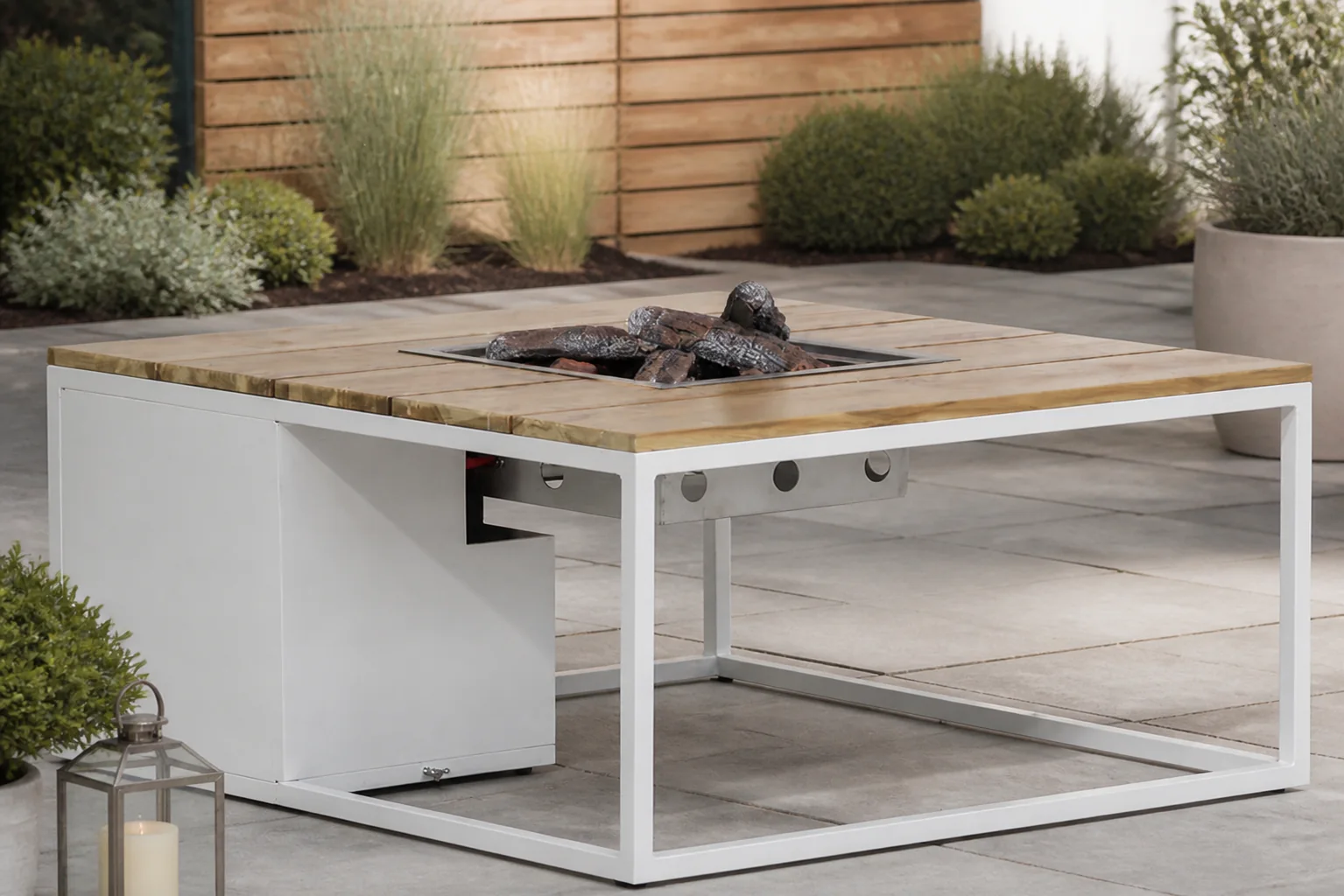 Sfeerfoto van Cosiloft lounge vuurtafel 100 x 100 cm – Wit