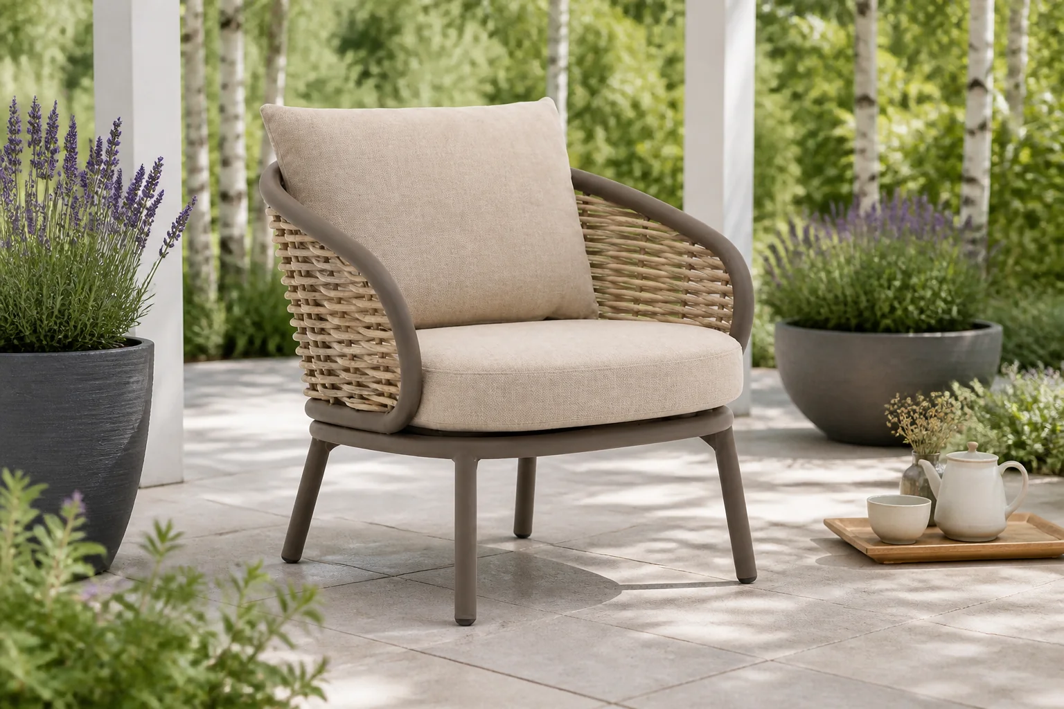 Sfeerfoto van Apple Bee Pine Key lounge tuinstoel – Taupe-naturel-bruin
