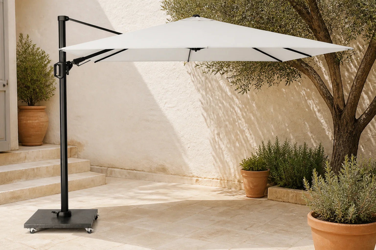 Sfeerfoto van Platinum Challenger zweefparasol T2 3x3m (excl. voet) white – Wit