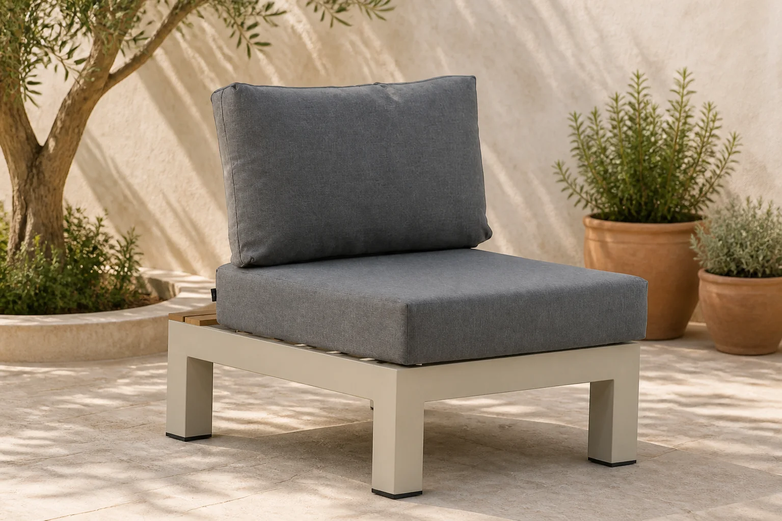 Sfeerfoto van Lifestyle Garden Furniture Vittoria midden module – Taupe-naturel-bruin