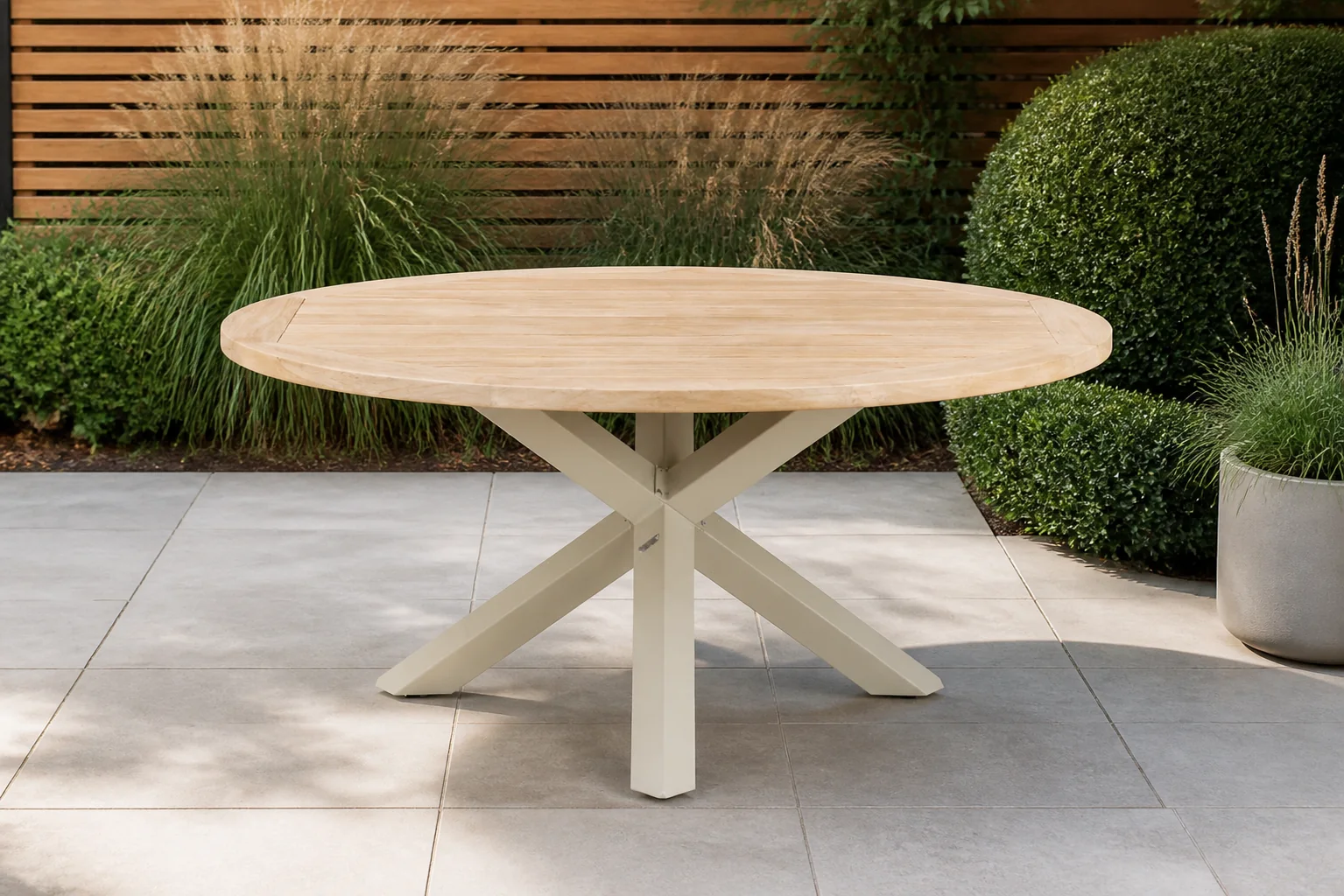 Sfeerfoto van Lifestyle Garden Furniture Rockville dining tuintafel 160 cm – Taupe-naturel-bruin