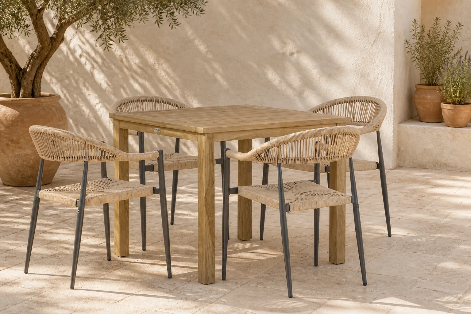 Sfeerfoto van De Laan Projects Laan Granada/Weston 90 cm dining tuinset 5-delig – Taupe-naturel-bruin