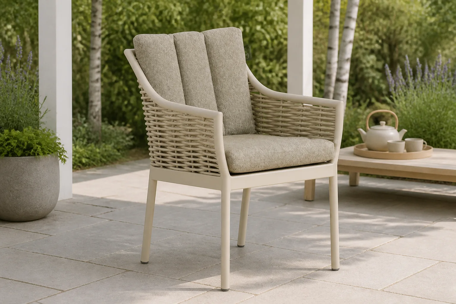 Sfeerfoto van Apple Bee Milou dining tuinstoel – Taupe-naturel-bruin