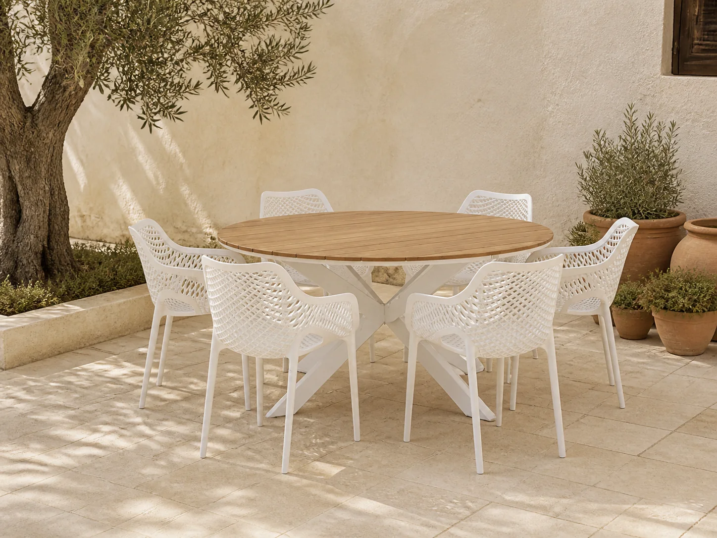 Sfeerfoto van Forza Furniture Ripi/Fidenza ø149cm dining tuinset 7-delig stapelbaar