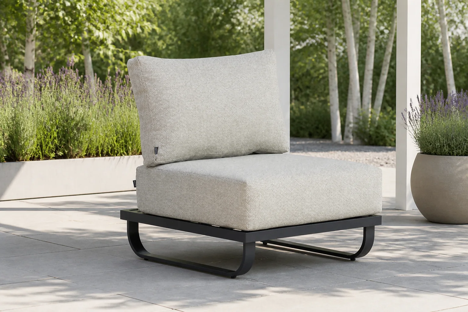 Sfeerfoto van Lifestyle Garden Furniture Venice midden module – Grijs-antraciet