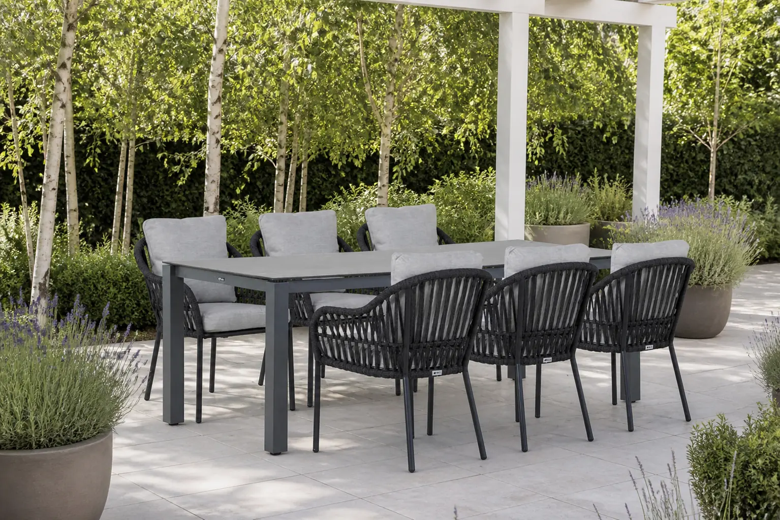 Sfeerfoto van Coco Puerto/Yoko 220 cm dining tuinset 7-delig – Grijs-antraciet