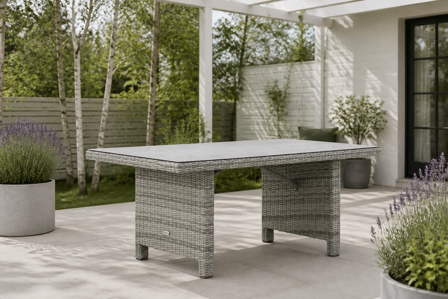 Sfeerfoto van Garden Collections Napoli lounge/dining tuintafel 145 x 85 cm – Grijs-antraciet