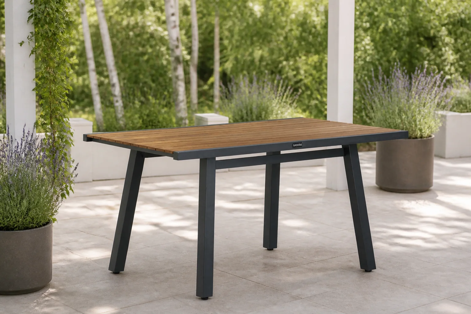 Sfeerfoto van Lifestyle Garden Furniture Marseille lounge/dining tuintafel 130 x 80 cm – Grijs-antraciet