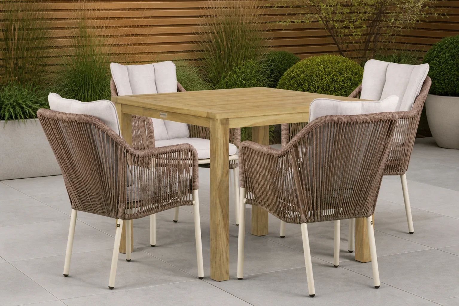Sfeerfoto van De Laan Projects Laan Marbella/Weston 90 cm dining tuinset 5-delig – Taupe-naturel-bruin