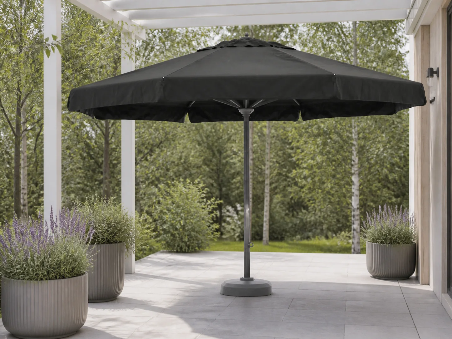 Sfeerfoto van Shadowline Java parasol ø 500cm – Zwart