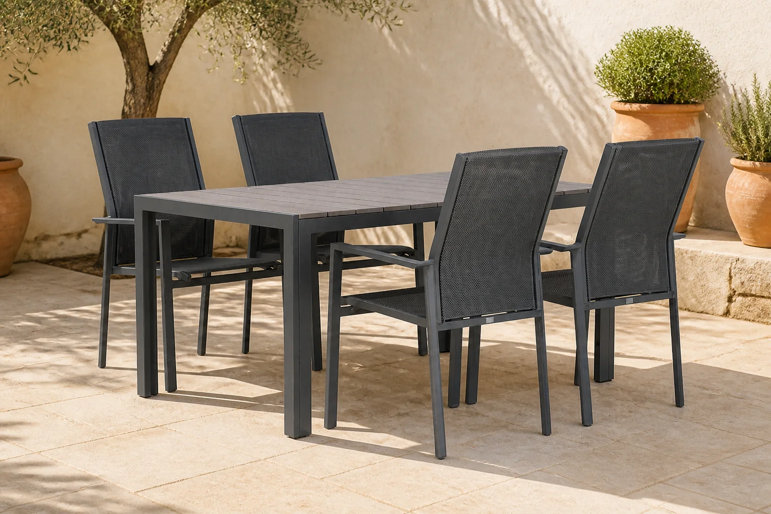 Sfeerfoto van Presto Ricadi/Young 155 cm dining tuinset 5-delig – Grijs-antraciet