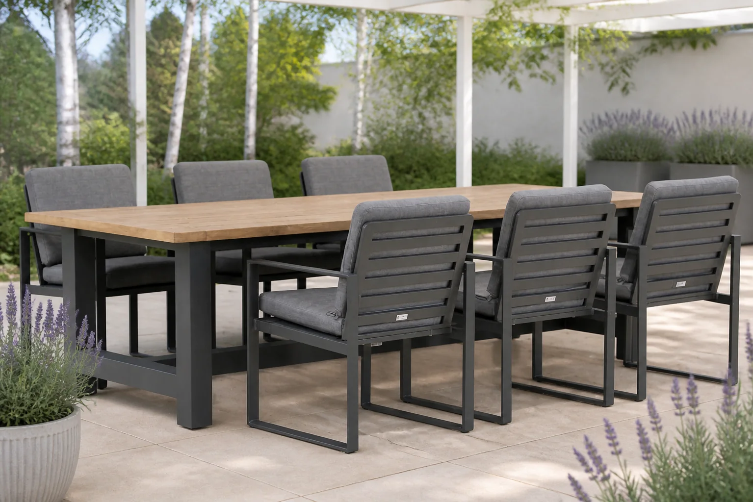 Sfeerfoto van Santika Furniture Zaga/San Francisco 260 cm dining tuinset 7-delig – Grijs-antraciet