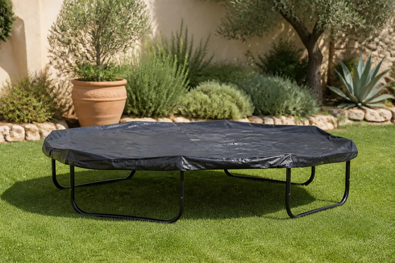 Sfeerfoto van Exit Toys Premium EXIT Weather Cover Premium – Zwart