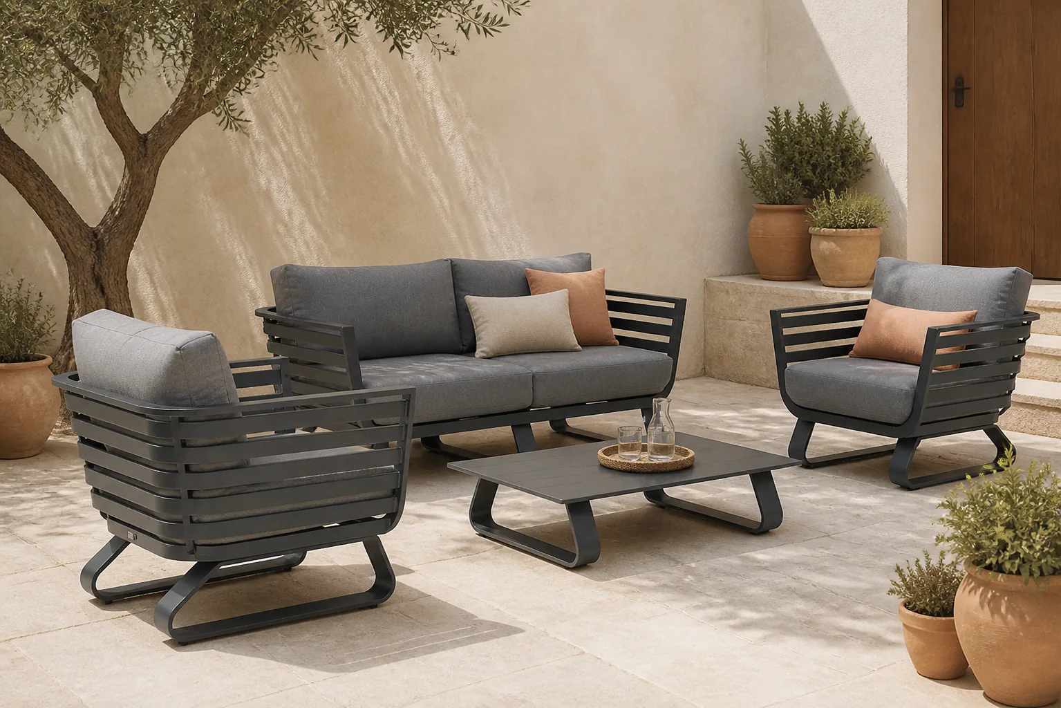 Sfeerfoto van Santika Furniture Sovita stoel-bank loungeset 4-delig antraciet – Grijs-antraciet