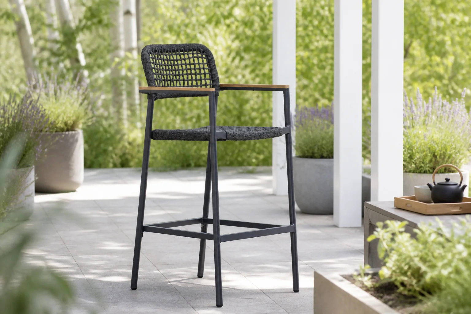 Sfeerfoto van LUX outdoor living Denver dining barstoel | touw + aluminium | antraciet