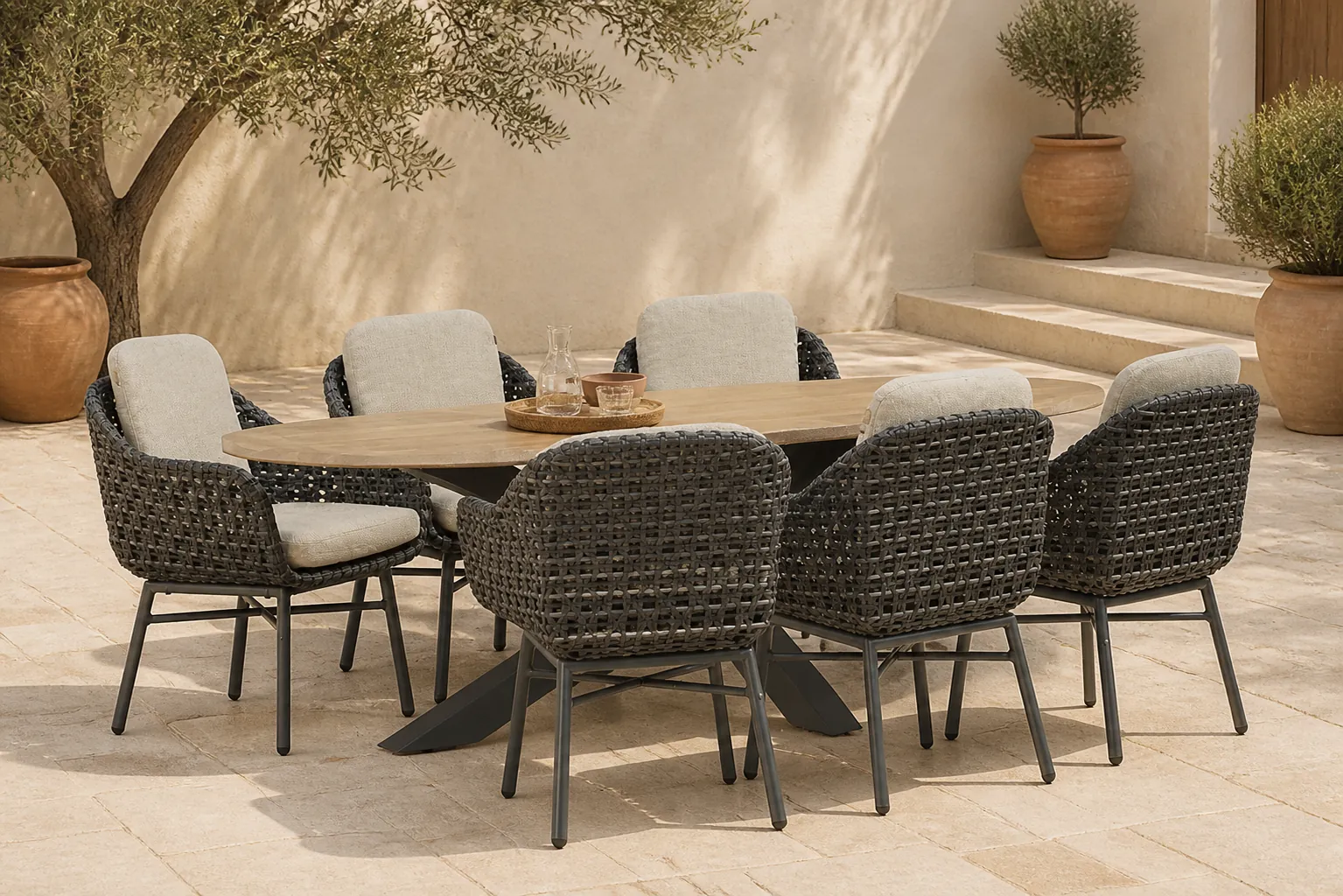 Sfeerfoto van Santika Furniture Yovan/Brookline 240 cm dining tuinset 7-delig – Grijs-antraciet