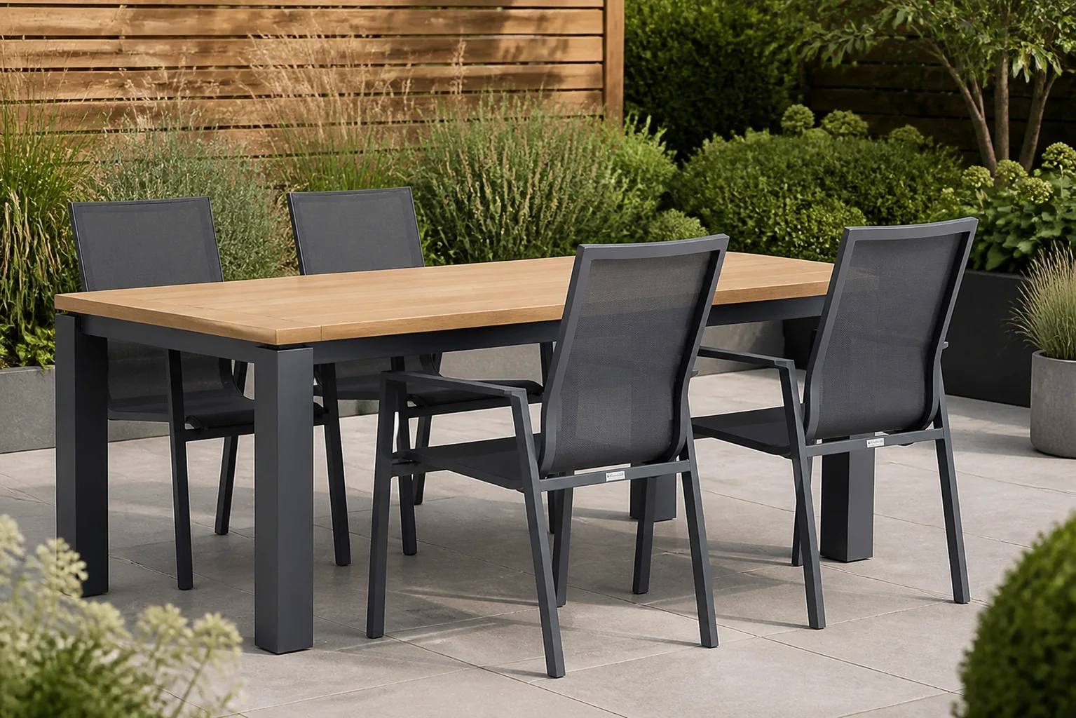 Sfeerfoto van Lifestyle Garden Furniture Ultimate/Veneto 180 cm dining tuinset 5-delig – Grijs-antraciet