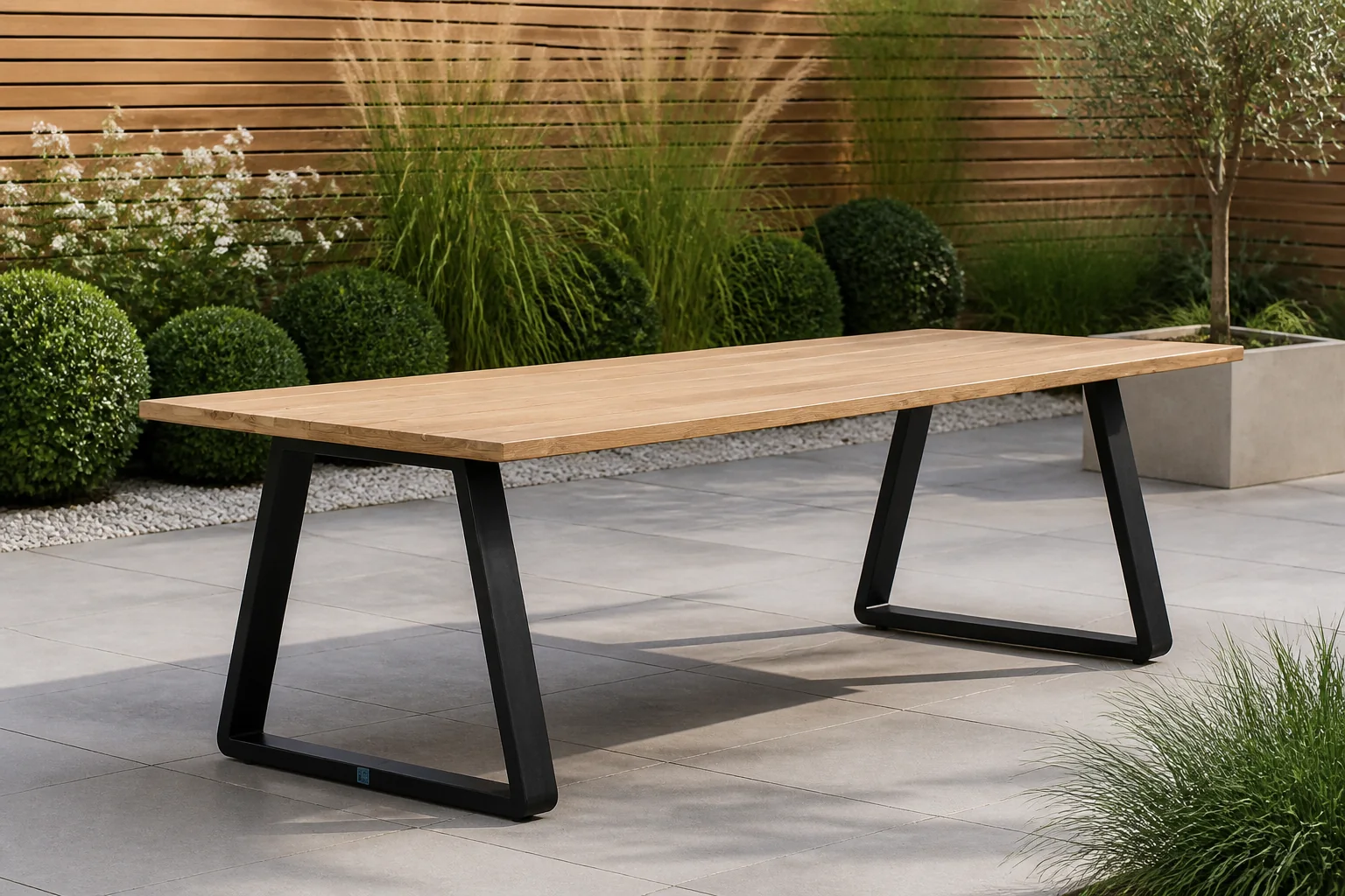 Sfeerfoto van LUX outdoor living Elena dining tuintafel 6 personen | teakhout + aluminium | Natural Teak | 240cm