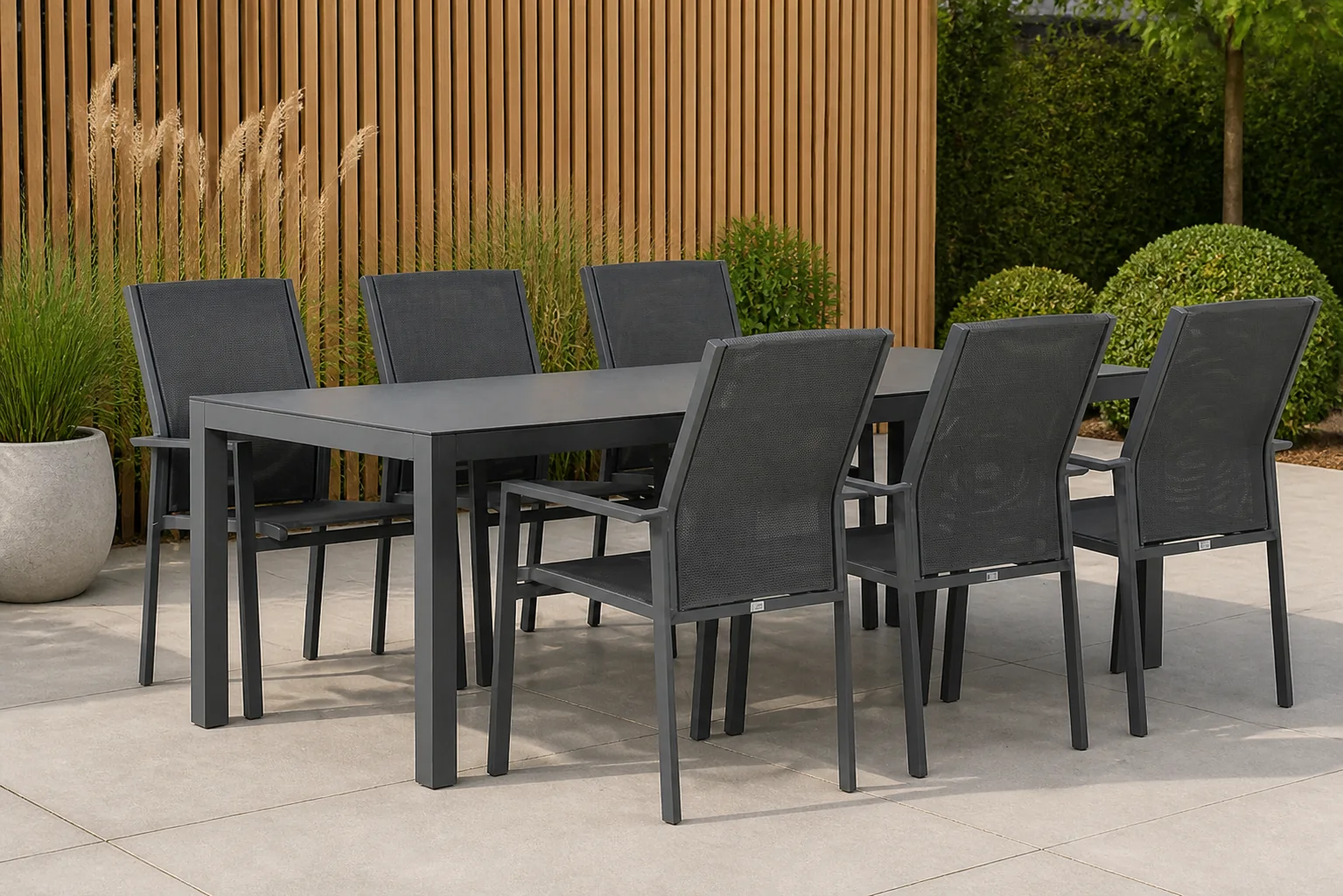 Sfeerfoto van Presto Ricadi/Madras 220 cm dining tuinset 7-delig – Grijs-antraciet