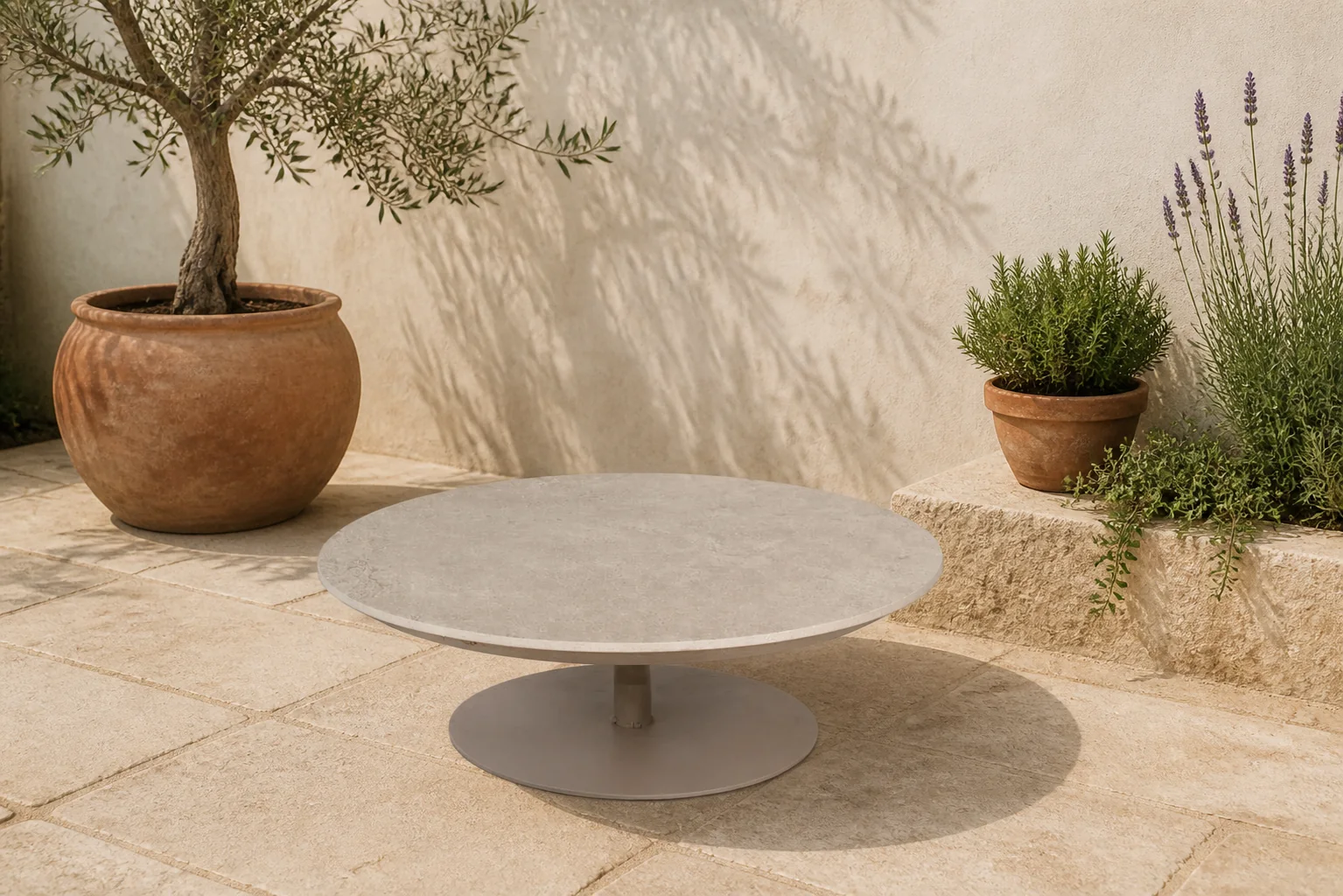 Sfeerfoto van 4 Seasons Outdoor | Boaz Koffietafel 80 x 30 cm | Latte